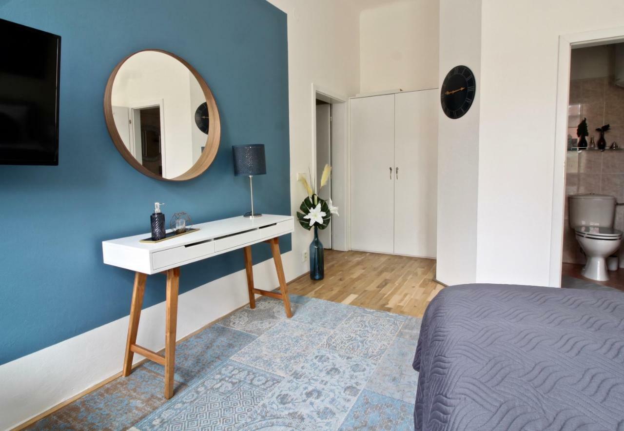 New Design & Style Apartment Old Town Xxl Praha Bagian luar foto