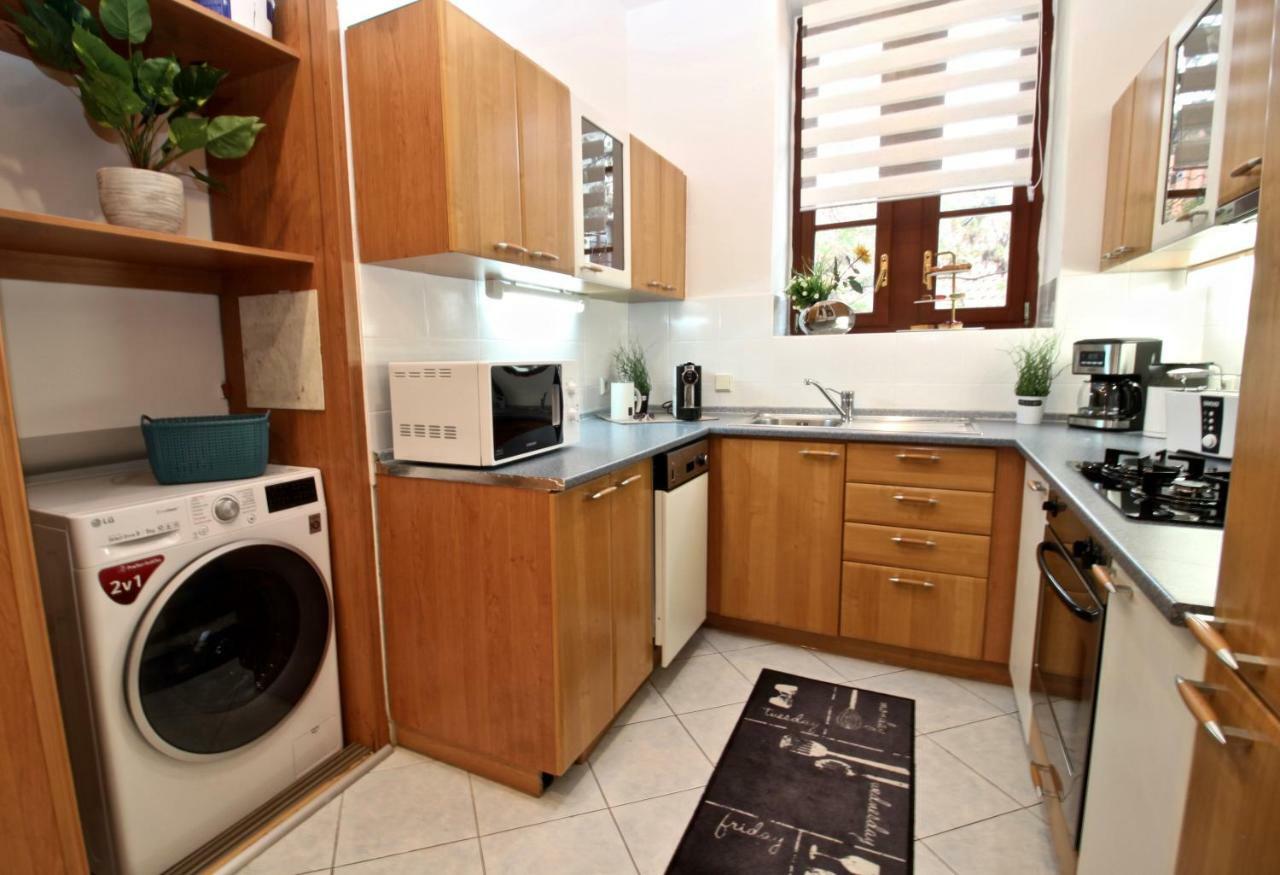 New Design & Style Apartment Old Town Xxl Praha Bagian luar foto
